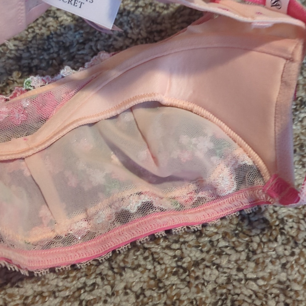 NWT Victoria's Secret Hearts And Roses Embroidery Bra Top - Picture 6 of 7
